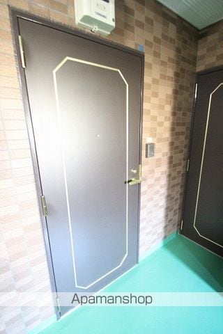 メゾン野火止の玄関写真