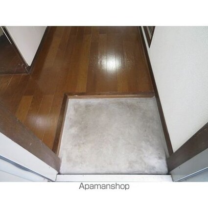 エクセルイトウ[1R/16m2]の玄関