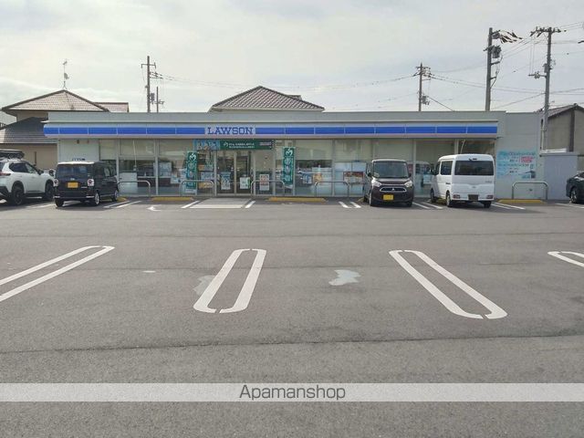 レオパレスラフィーネの周辺写真
