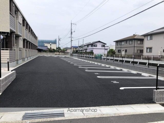 ミランダルピナスⅢ[1R/26.5m2]の駐車場1