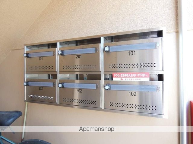 マンションカメリアIIの外観写真
