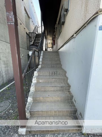 元町ユーコーポの玄関写真
