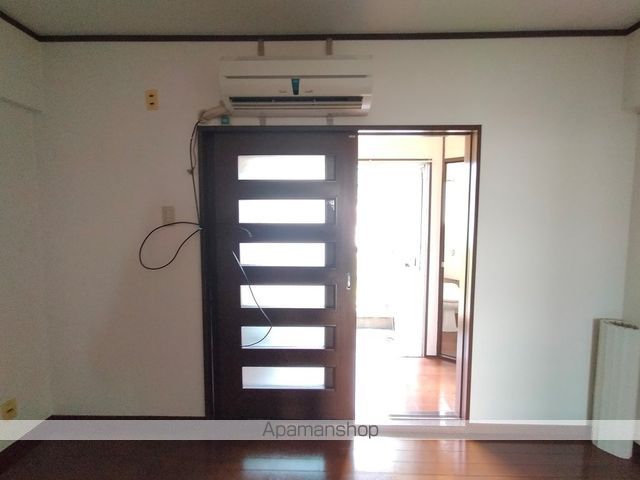 教興寺マンションの内装写真