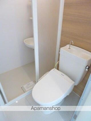 メゾンパル鶴見市場[1R/11.08m2]の玄関