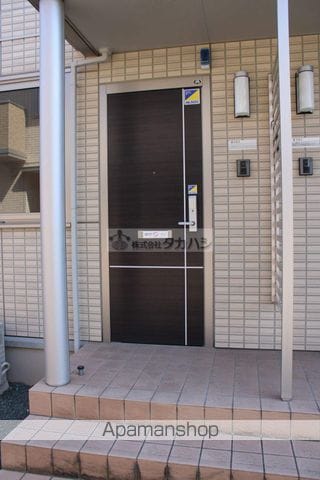 セジュールAI B棟の玄関写真