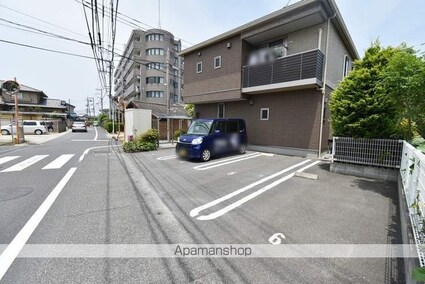 岡山県岡山市南区泉田[1LDK/42.85m2]の駐車場