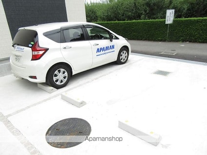 東京都立川市上砂町２丁目[1K/26.08m2]の駐車場