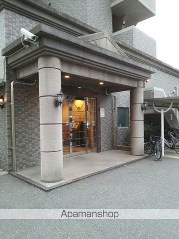シャンテ吉塚の玄関写真