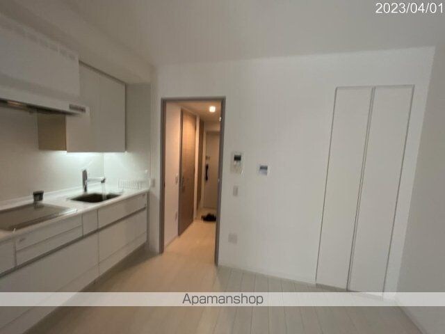 ライオンズアイル赤坂[1DK/30.22m2]のリビング・居間1