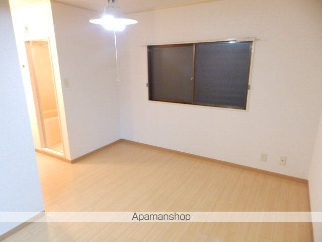 コンフォール池下の内装写真