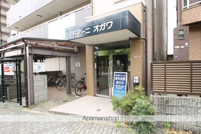 ドマーニオガワの玄関写真