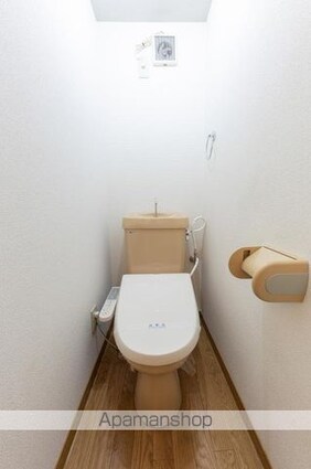 ＣＡＬＶＥＲＴ西宝町[1R/18.69m2]のトイレ