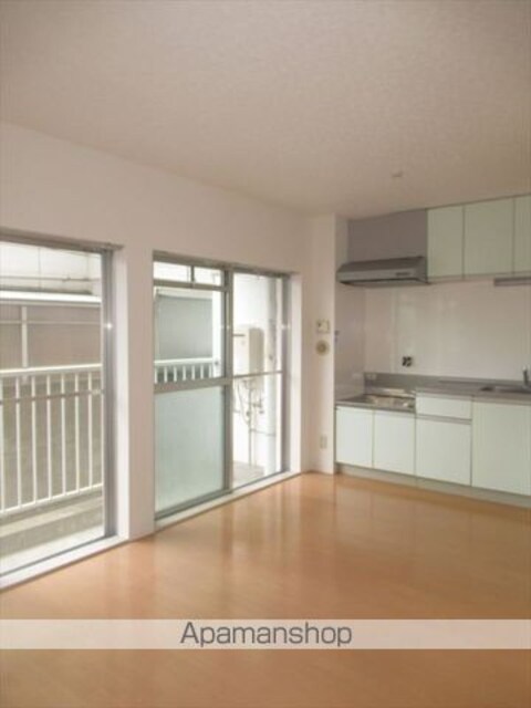 和歌山県和歌山市本町７丁目[1LDK/36.45m2]のリビング・居間