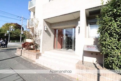 ステップ１[1K/28.89m2]のエントランス3