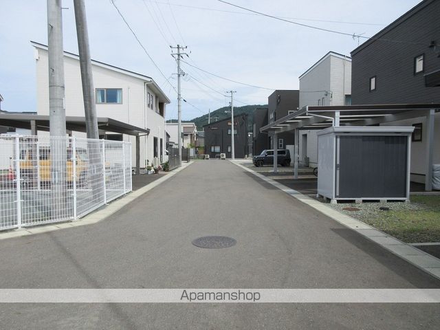 アリス・YAの周辺写真