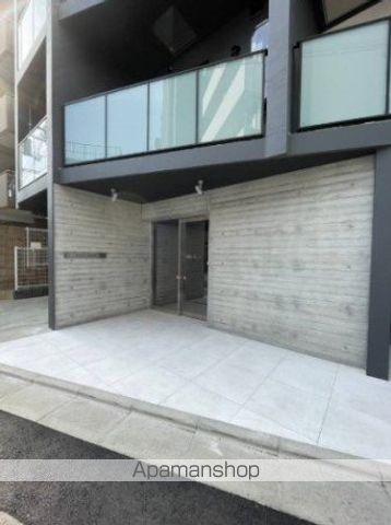 WHARF板橋本町の玄関写真