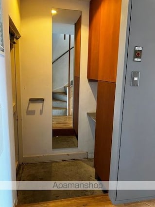 経堂セントラルマンション[2LDK/103.13m2]の玄関