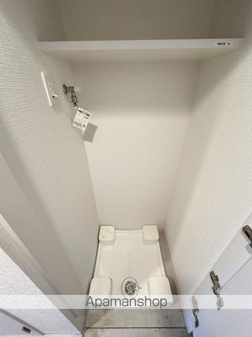 ESLEADOSAKAUMEDALUXEの内装写真