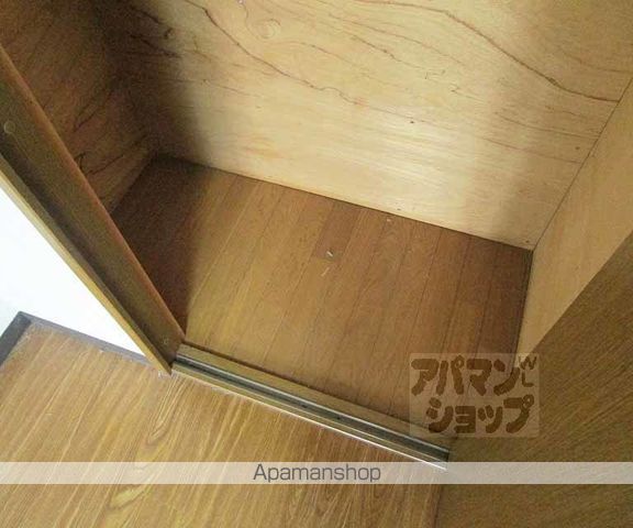 ホワイトハイム北荒見の内装写真