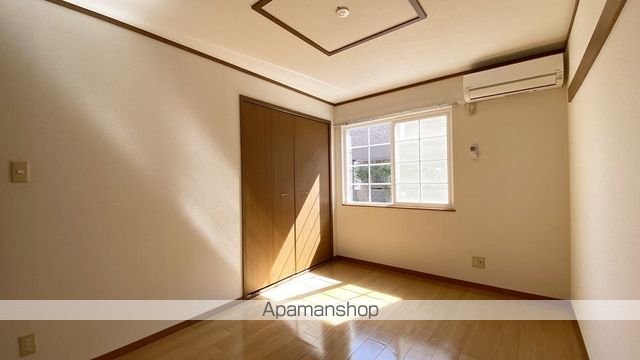 プラスペラティDの内装写真