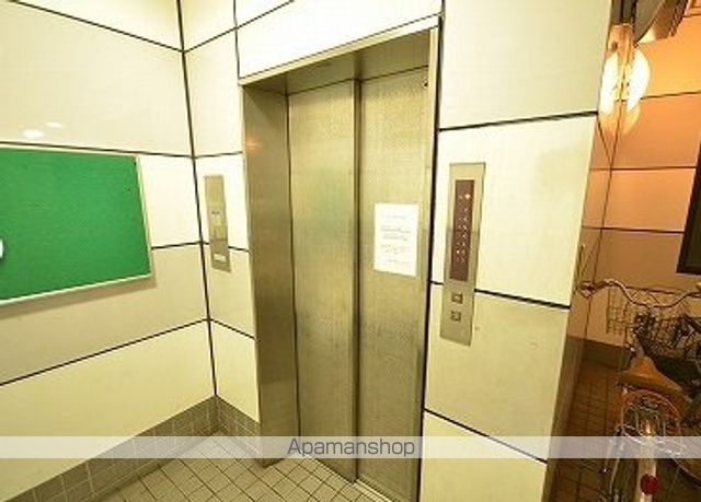 プレアール片野IIの玄関写真