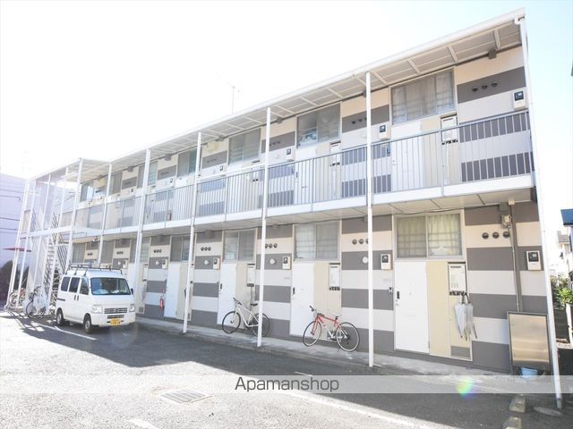 コンフォール淵野辺の玄関写真