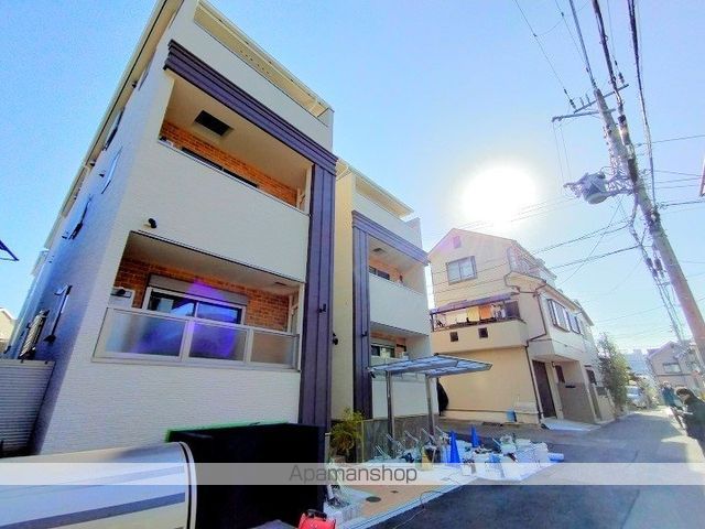 ラウレア吹田山手の外観写真