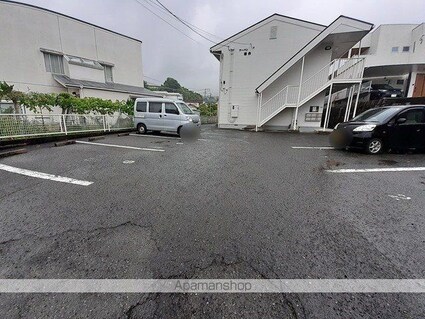 アーバン落合[3DK/53m2]の駐車場