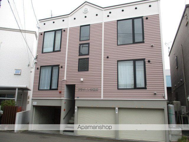 プラザイン学園前の外観写真