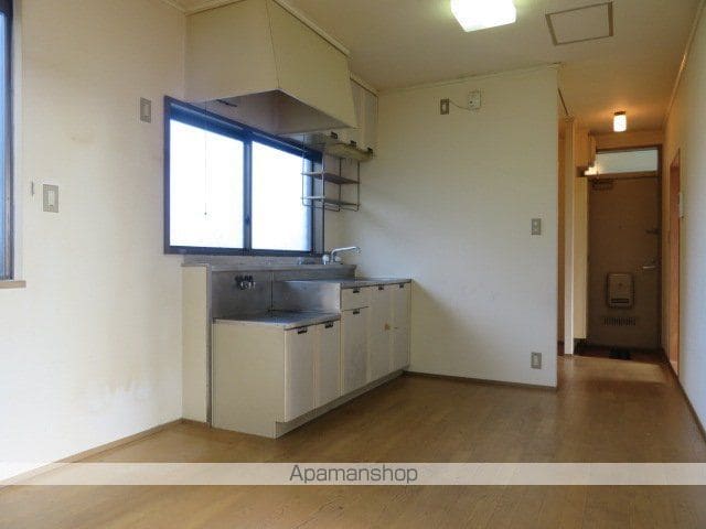 浜松市中央区 2階建 築33年の内装写真