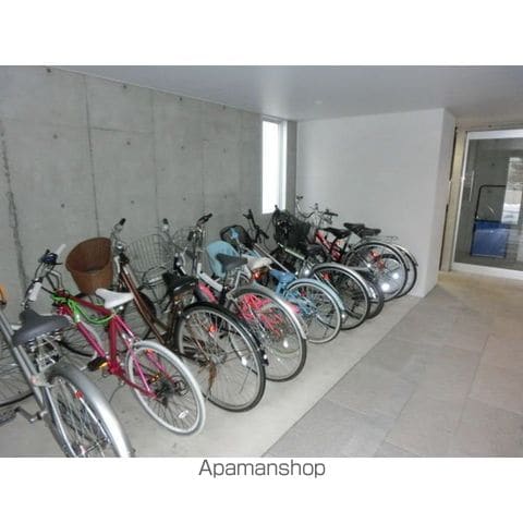 ヴェリテ円山神宮の内装写真