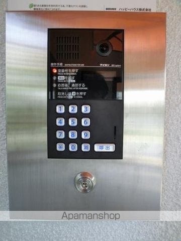クレストG34の玄関写真