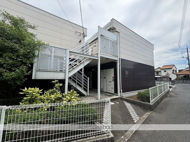 レオパレスセジュールの玄関写真