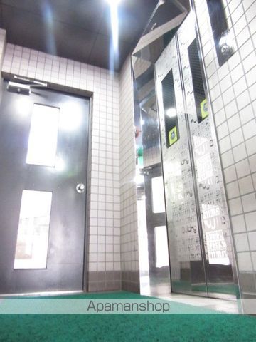 藤井ビル北23条の玄関写真