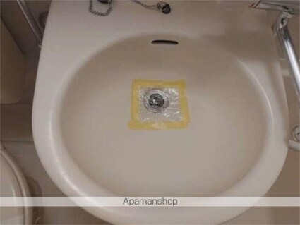 東京都新宿区上落合３丁目[1R/18.56m2]の洗面所