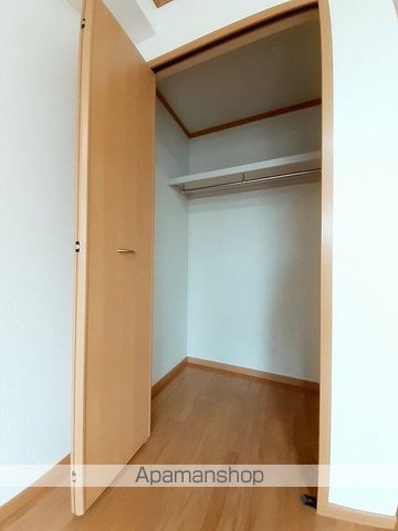 シュープリームの内装写真