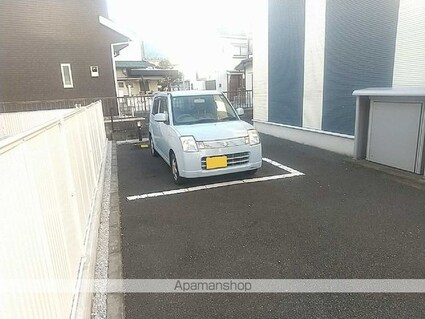 レオネクストシャトレーⅡ[1K/28.02m2]の駐車場2