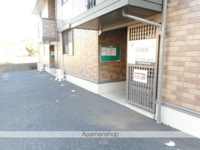 ヴィクトワール・コートの玄関写真