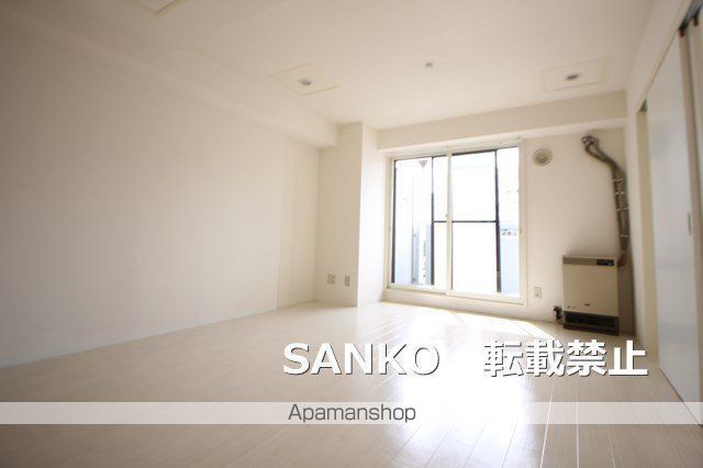 フロンティア西麻生IIの内装写真