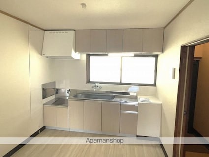 コーポ熊谷Ａ棟[1LDK/36m2]のキッチン