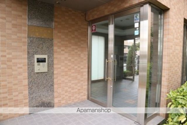 プレミール津田の玄関写真