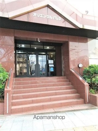 和歌山県和歌山市新中通２丁目[1K/33.89m2]のエントランス