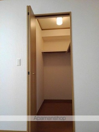 ブラン　グリシーヌ[1K/28.1m2]の収納