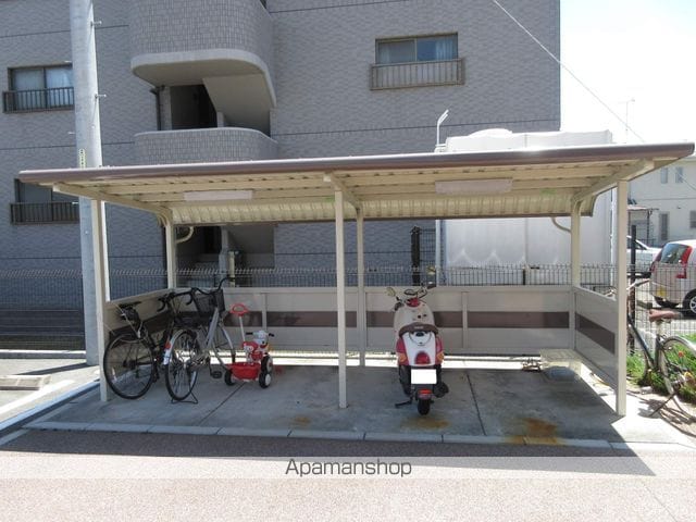 エトワール・シャンの外観写真