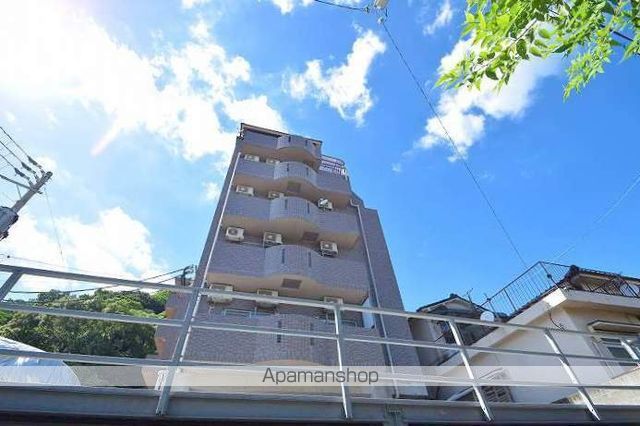 ロイヤルハイツ平之の外観写真