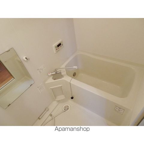 北見市 2階建 築45年の内装写真