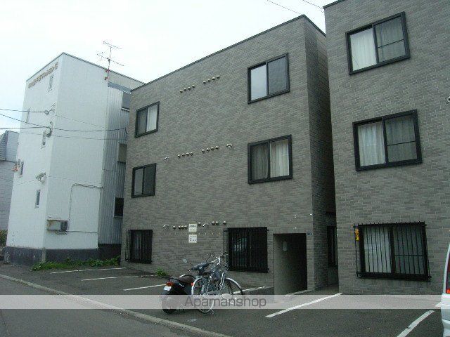 アズーリ中の島伍番館の外観写真