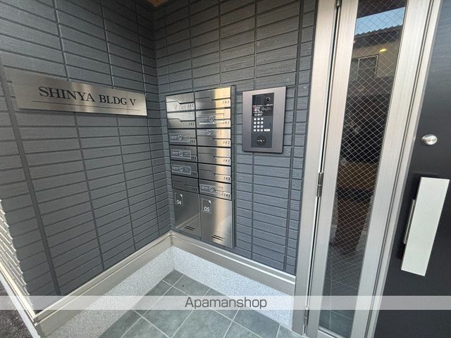 SHINYA BLDG.Vの玄関写真