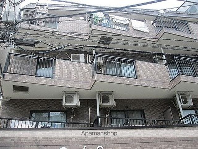 立川市曙町のマンションの外観1