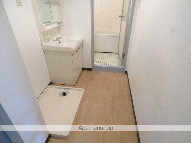 ティピカルタルミの内装写真
